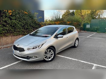 Used Kia Ceed 2015 for sale - 79860231: Photo
