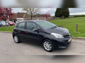 Used Toyota Yaris 2013 for sale - 78245623: Photo