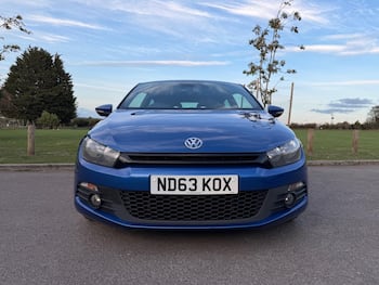 Used Volkswagen Scirocco 2014 for sale - 79873522: Photo