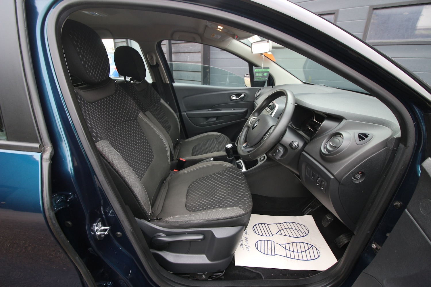 Used Renault Captur 2018 for sale - 77691097: Photo 13