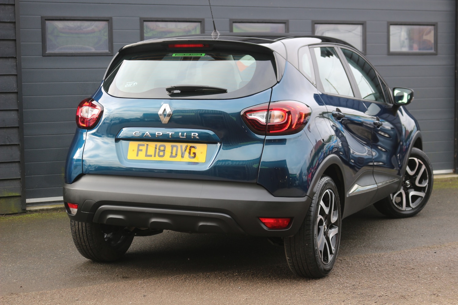 Used Renault Captur 2018 for sale - 77691097: Photo 4