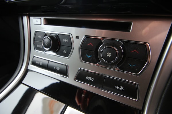 Used Jaguar XF 2013 for sale - 70601936: Photo 7