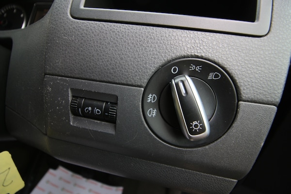 Used Volkswagen Caravelle 2010 for sale - 74878043: Photo 13