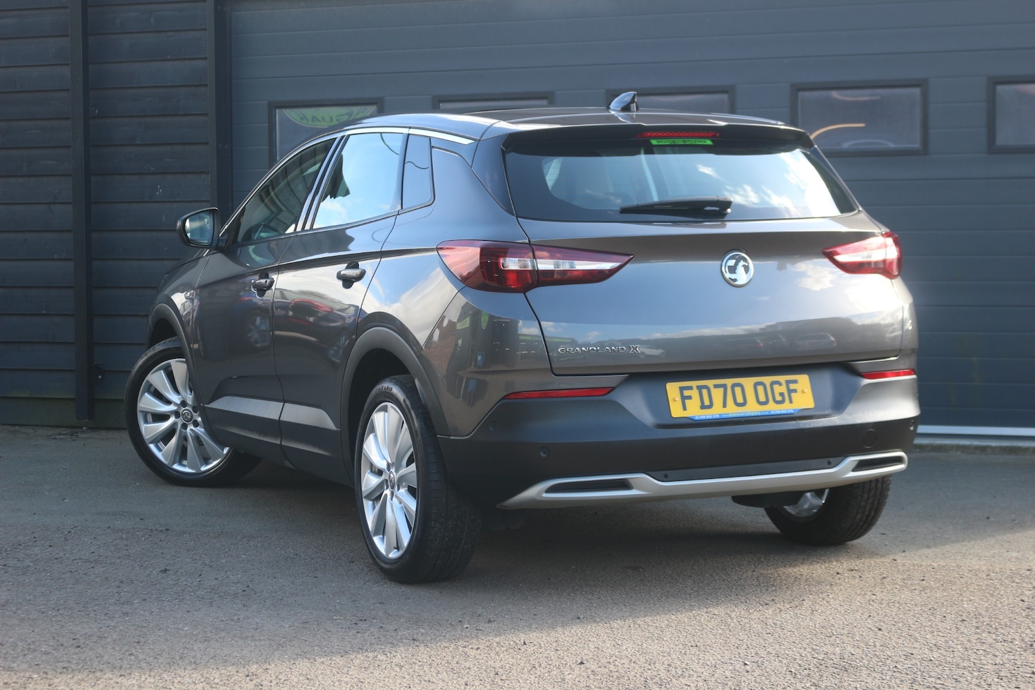 Used Vauxhall Grandland X 2020 for sale - 78198165: Photo 2