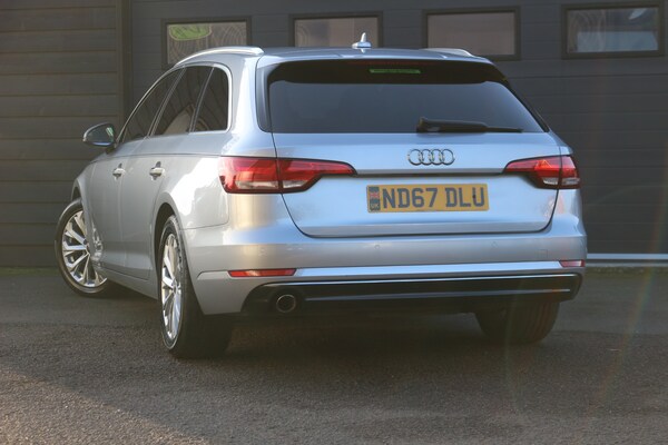 Used Audi A4 2017 for sale - 73022326: Photo 2