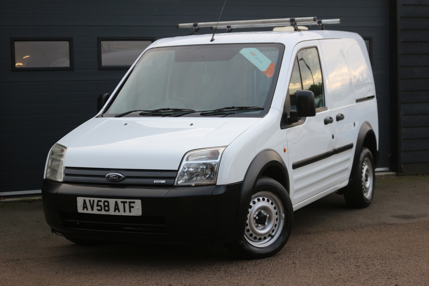 Used Ford Transit Connect 2008 for sale - 76652757: Photo 3
