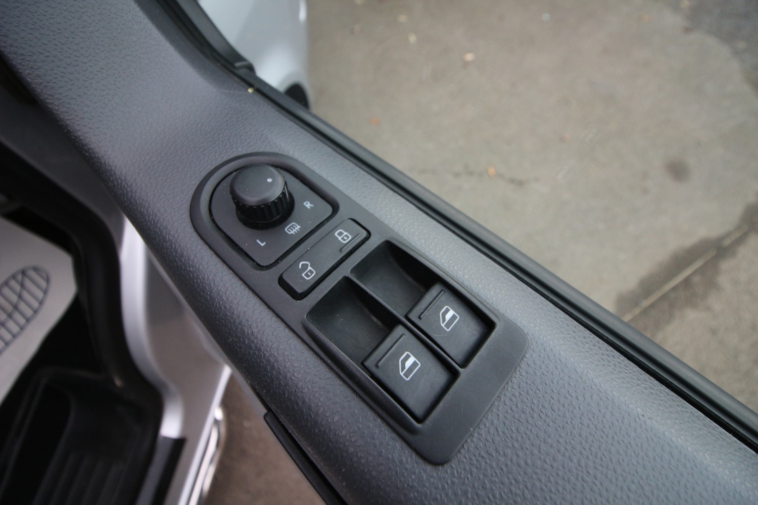 Used Volkswagen Transporter 2013 for sale - 76557130: Photo 11