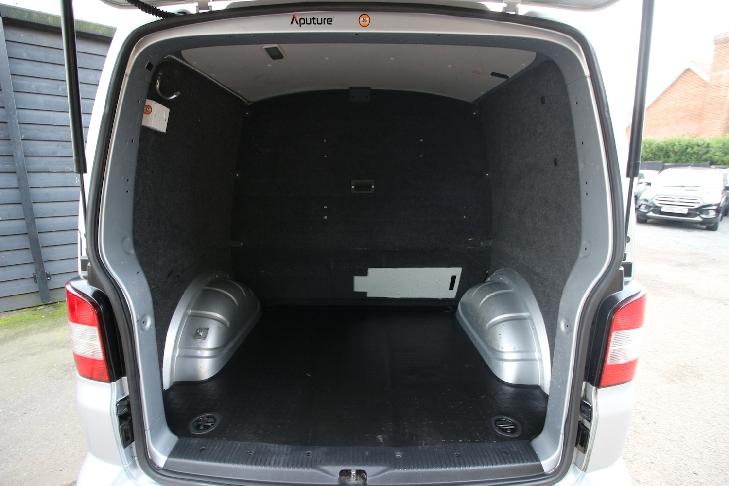 Used Volkswagen Transporter 2013 for sale - 76557130: Photo 15