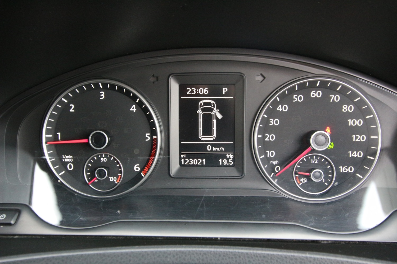 Used Volkswagen Transporter 2013 for sale - 76557130: Photo 9