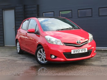 Used Toyota Yaris 2012 for sale - 76363093: Photo