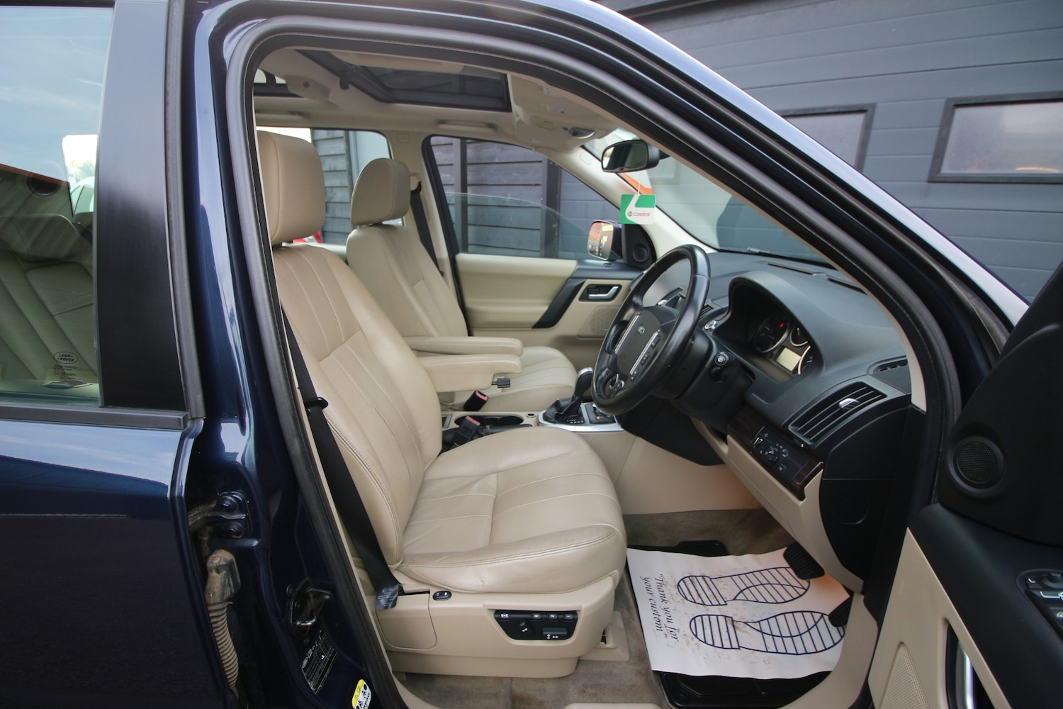 Used Land Rover Freelander 2010 for sale - 76968447: Photo 15