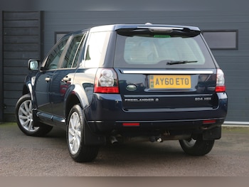 Used Land Rover Freelander 2010 for sale - 76968447: Photo