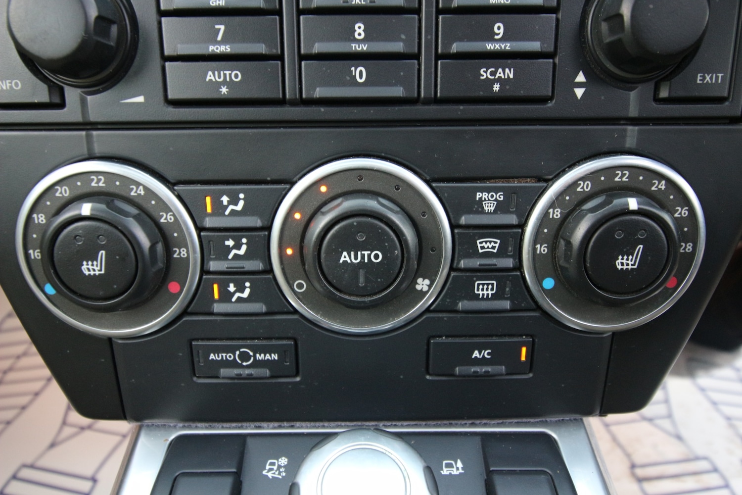 Used Land Rover Freelander 2010 for sale - 76968447: Photo 8