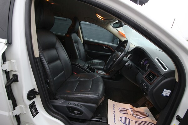 Used Volvo V70 2009 for sale - 73197098: Photo 12