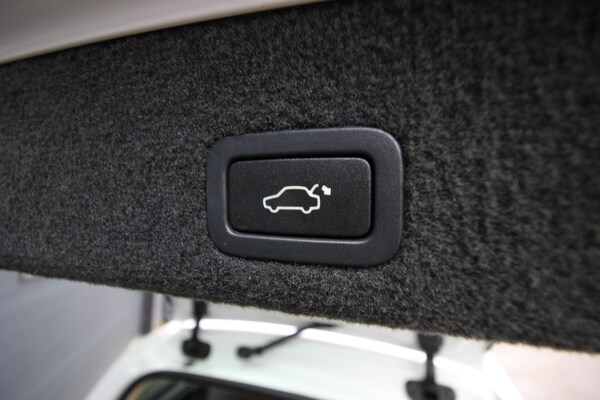 Used Volvo V70 2009 for sale - 73197098: Photo 15