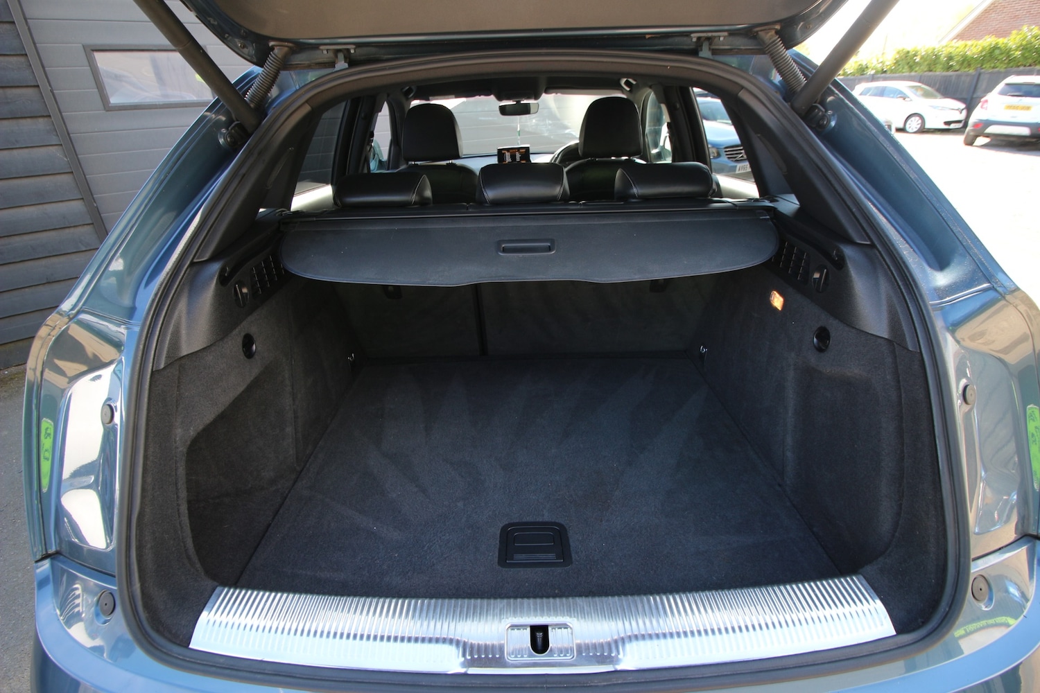 Vehicle 19
