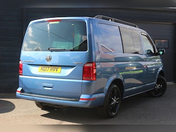 Used Volkswagen Transporter 2017 for sale - 79616779: Photo