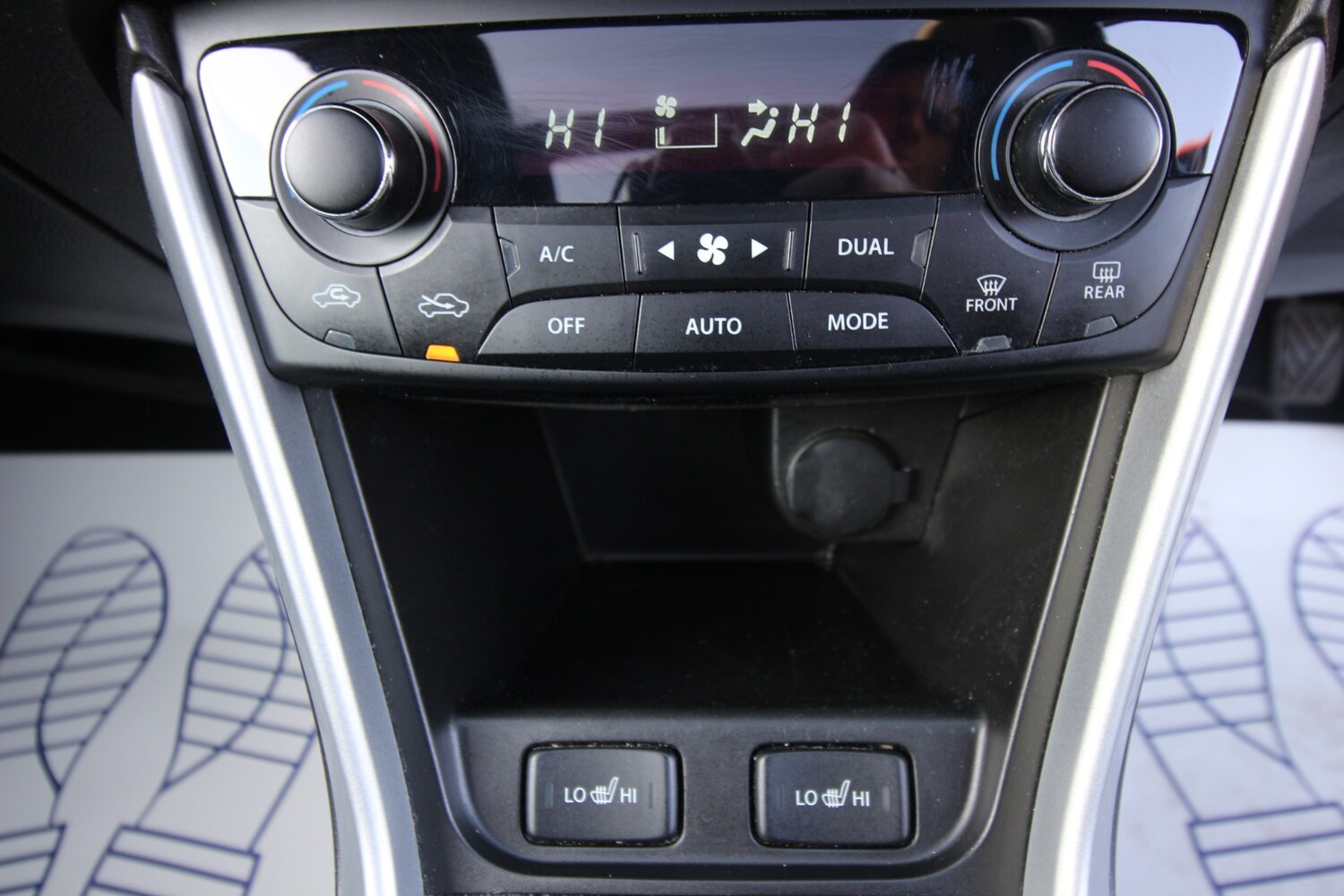 Used Suzuki SX4 S-Cross 2015 for sale - 77965319: Photo 8