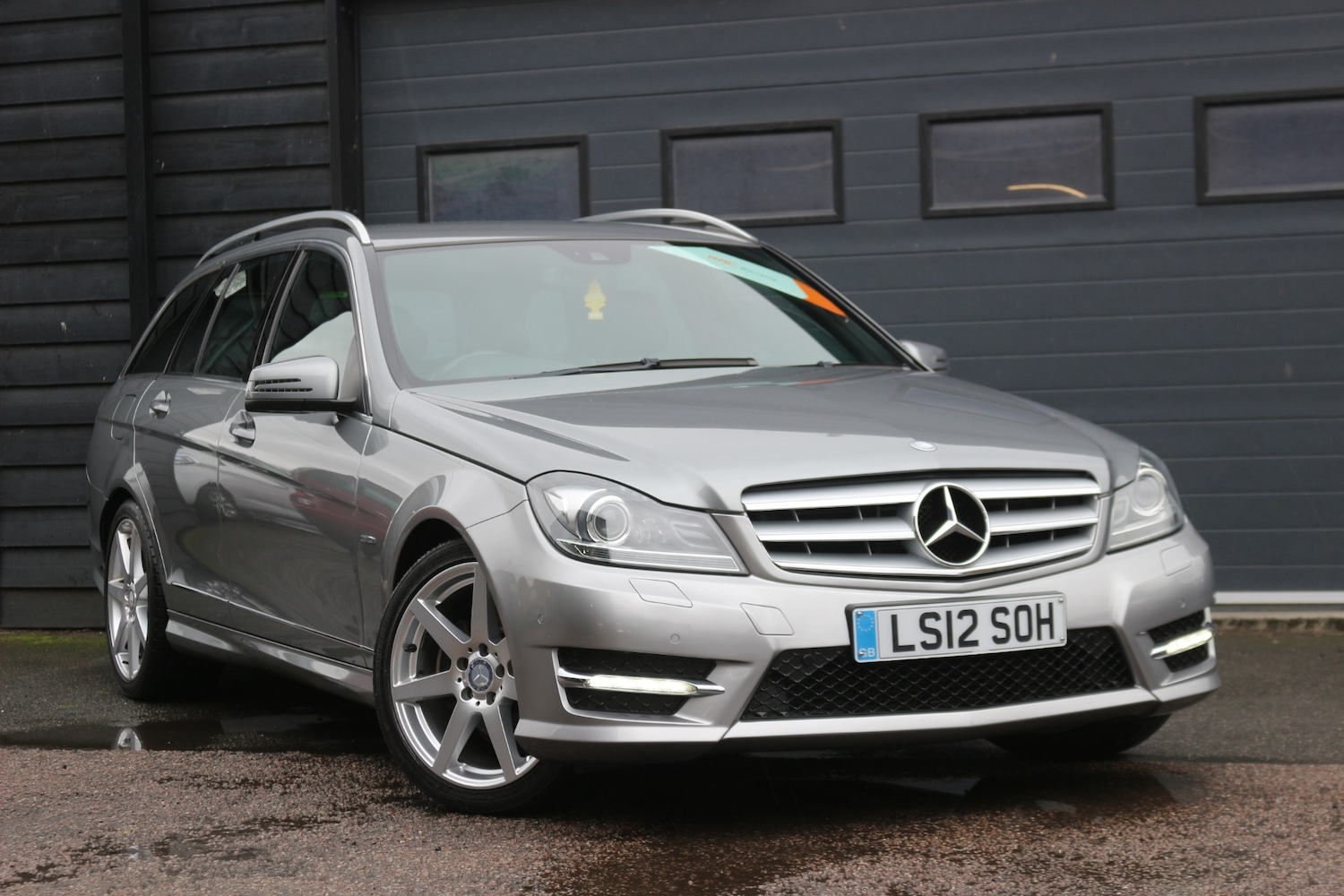 Used Mercedes-Benz C Class 2012 for sale - 76320626: Photo 1