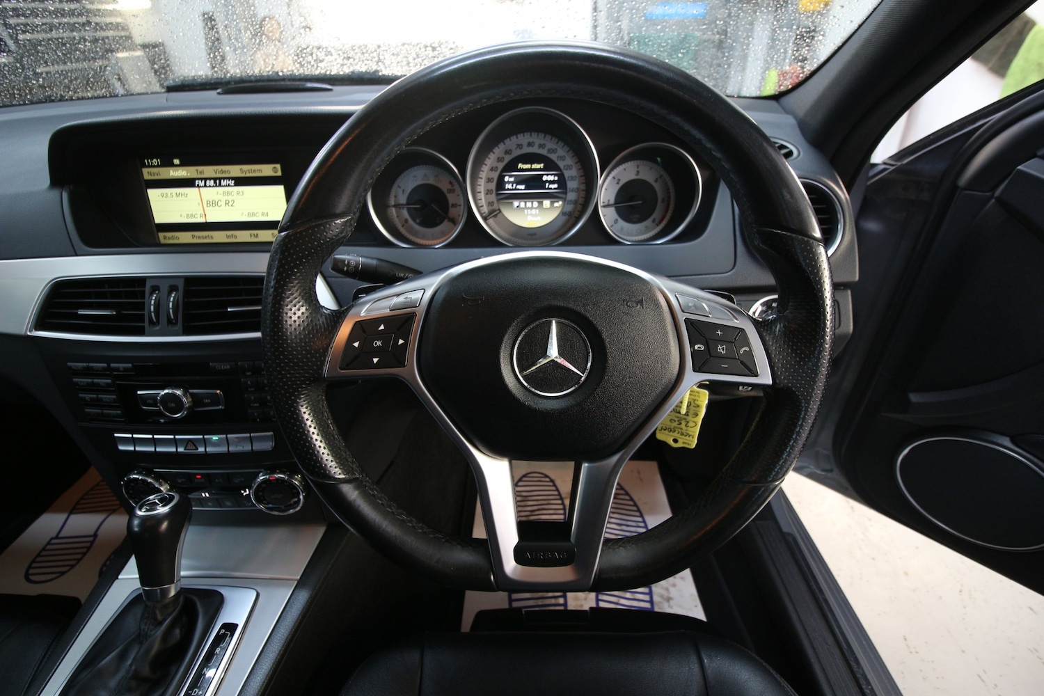 Used Mercedes-Benz C Class 2012 for sale - 76320626: Photo 10
