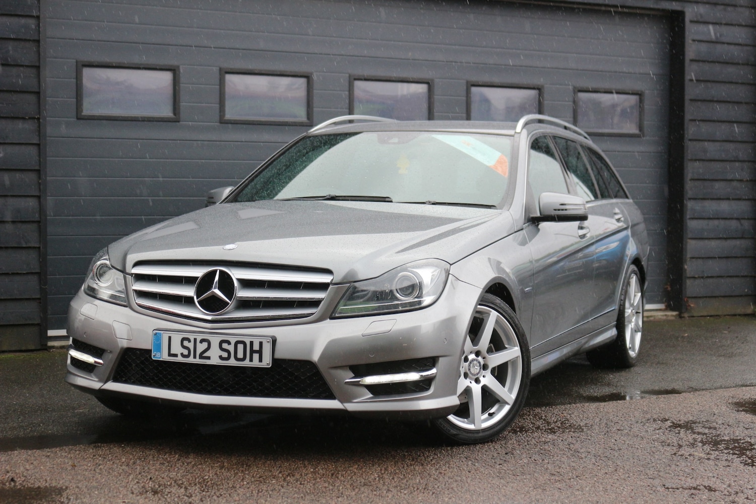 Used Mercedes-Benz C Class 2012 for sale - 76320626: Photo 3