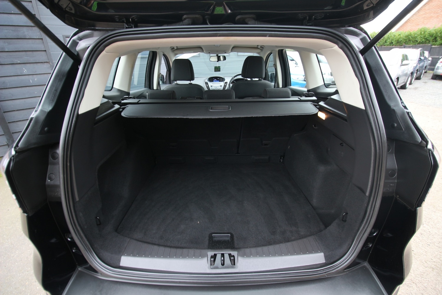 Used Ford Kuga 2017 for sale - 76613515: Photo 16