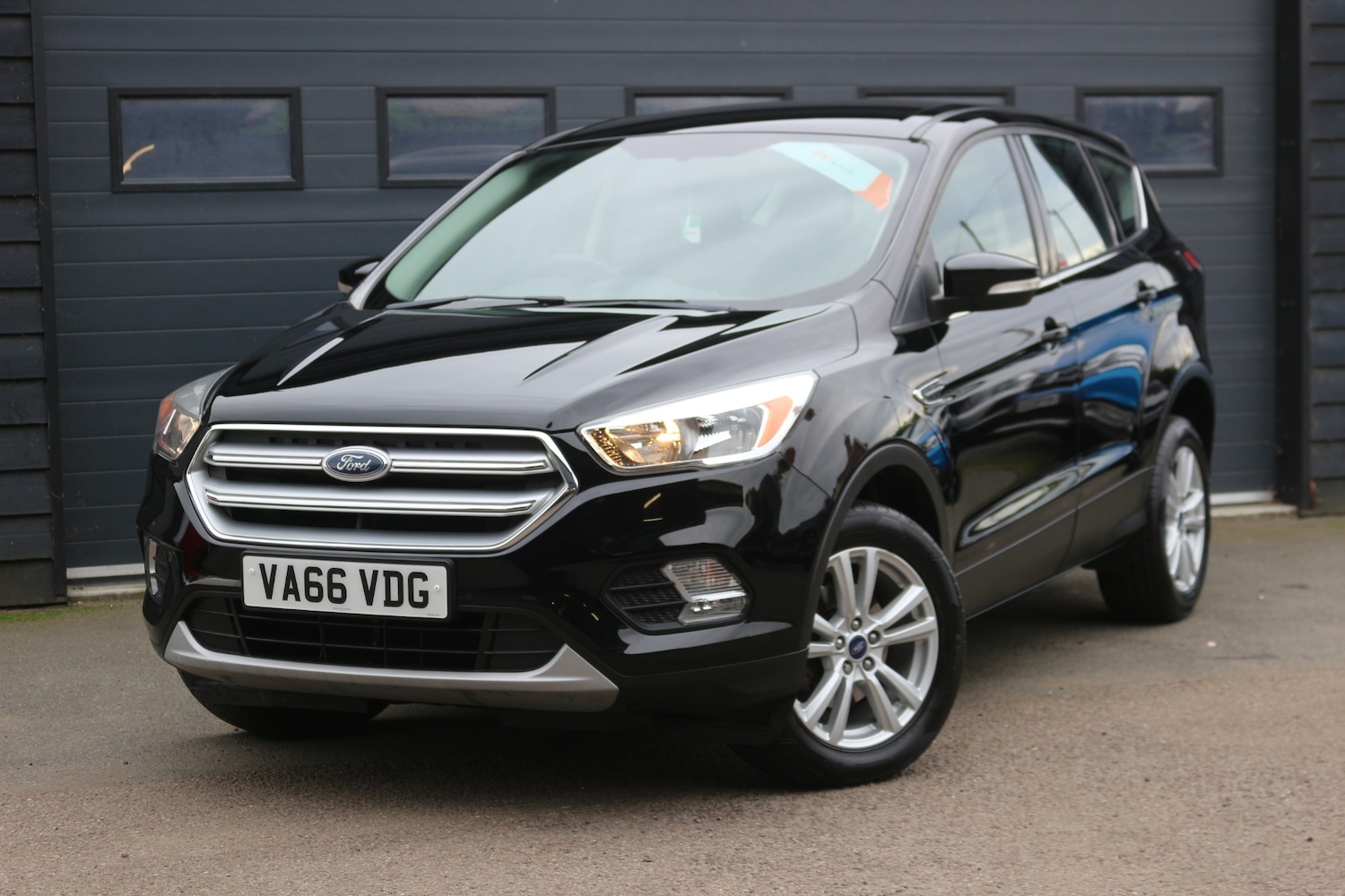 Used Ford Kuga 2017 for sale - 76613515: Photo 3