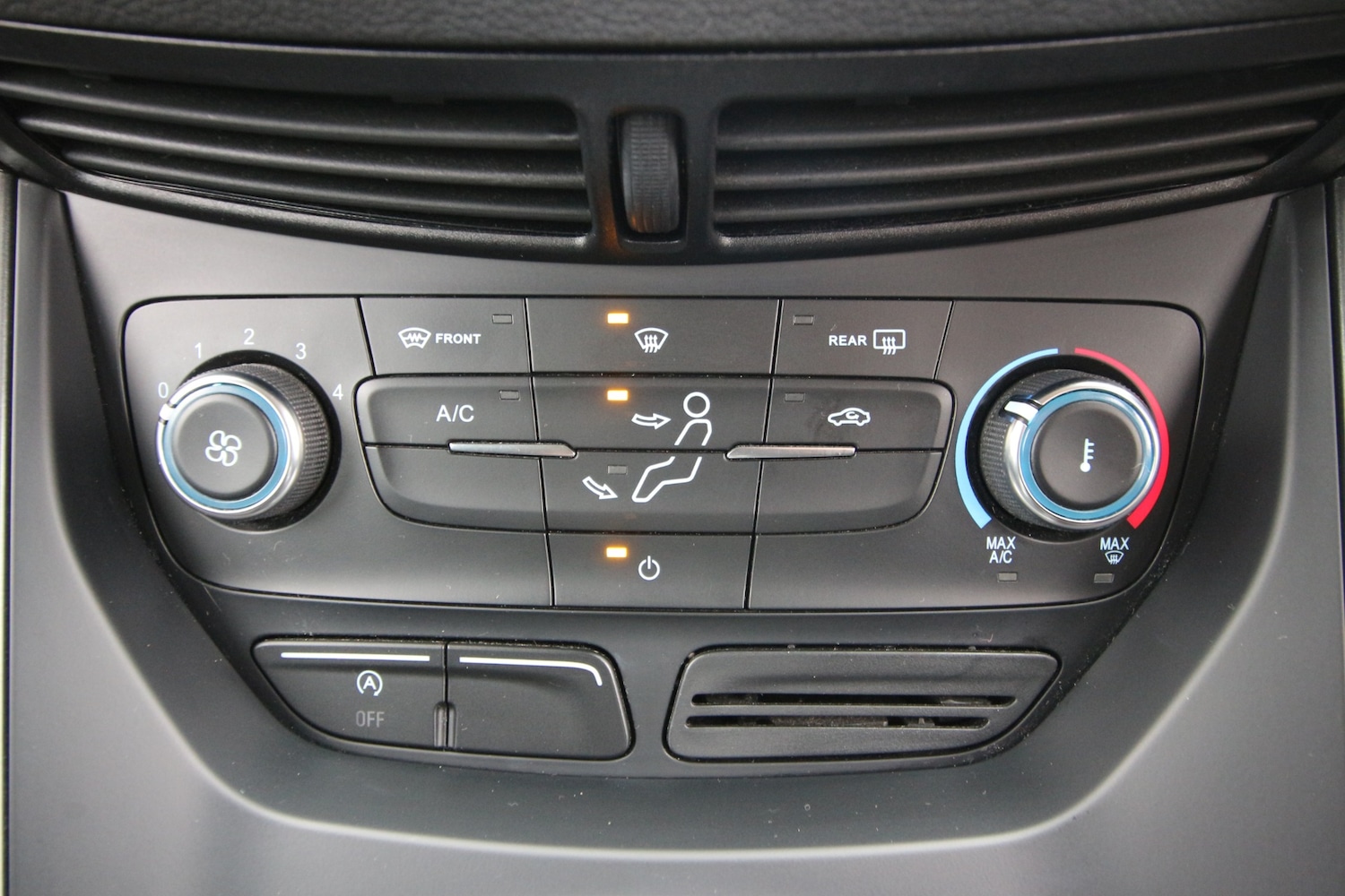 Used Ford Kuga 2017 for sale - 76613515: Photo 7