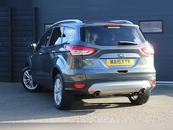 Used Ford Kuga 2016 for sale - 76157449: Photo 2