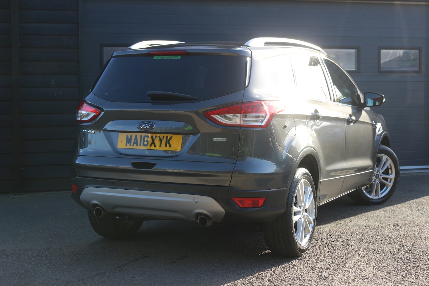 Used Ford Kuga 2016 for sale - 76157449: Photo 4
