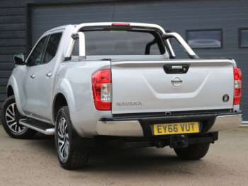 Used Nissan Navara 2016 for sale - 74576558: Photo
