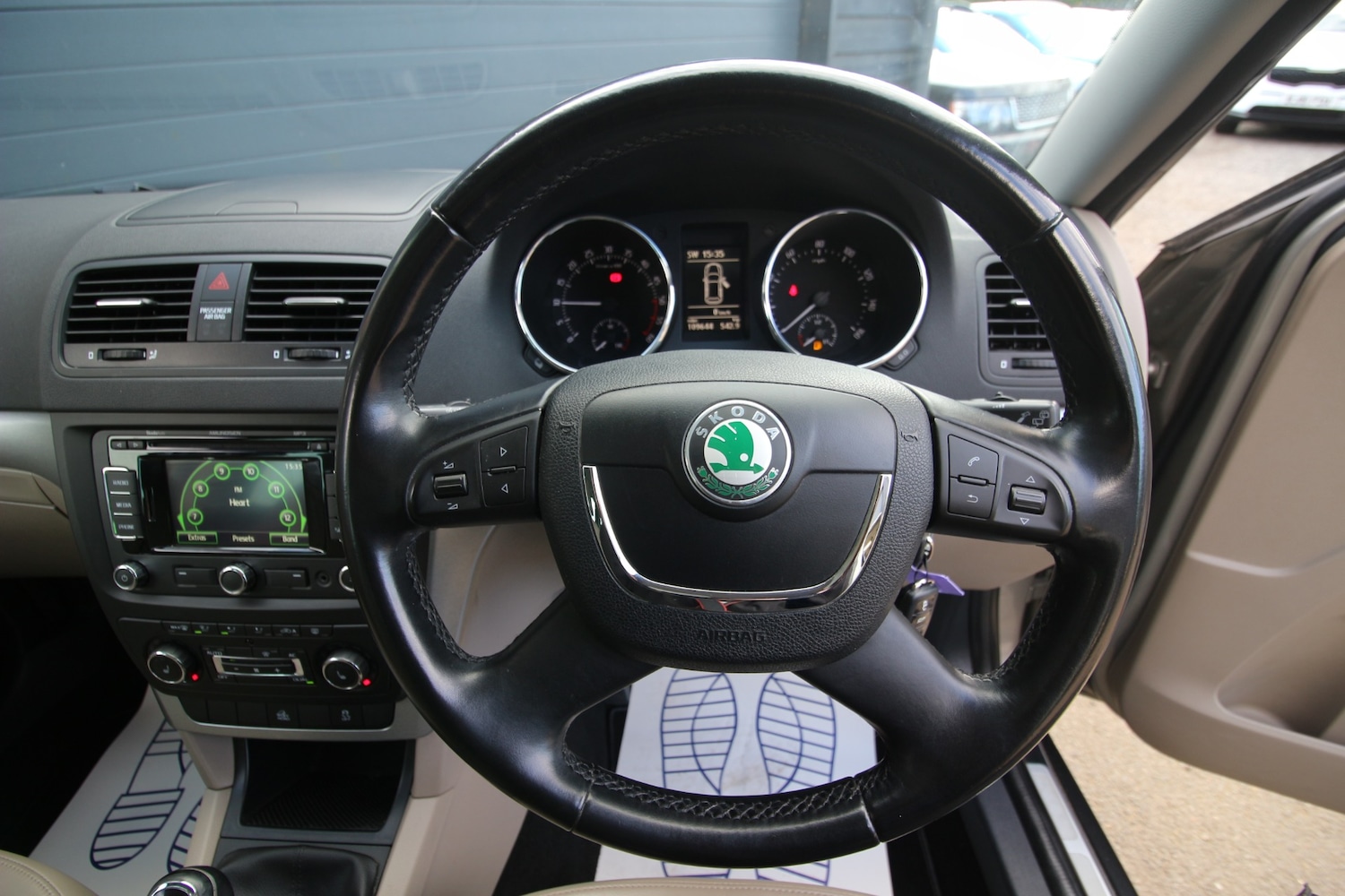 Used Skoda Yeti 2012 for sale - 77877631: Photo 14