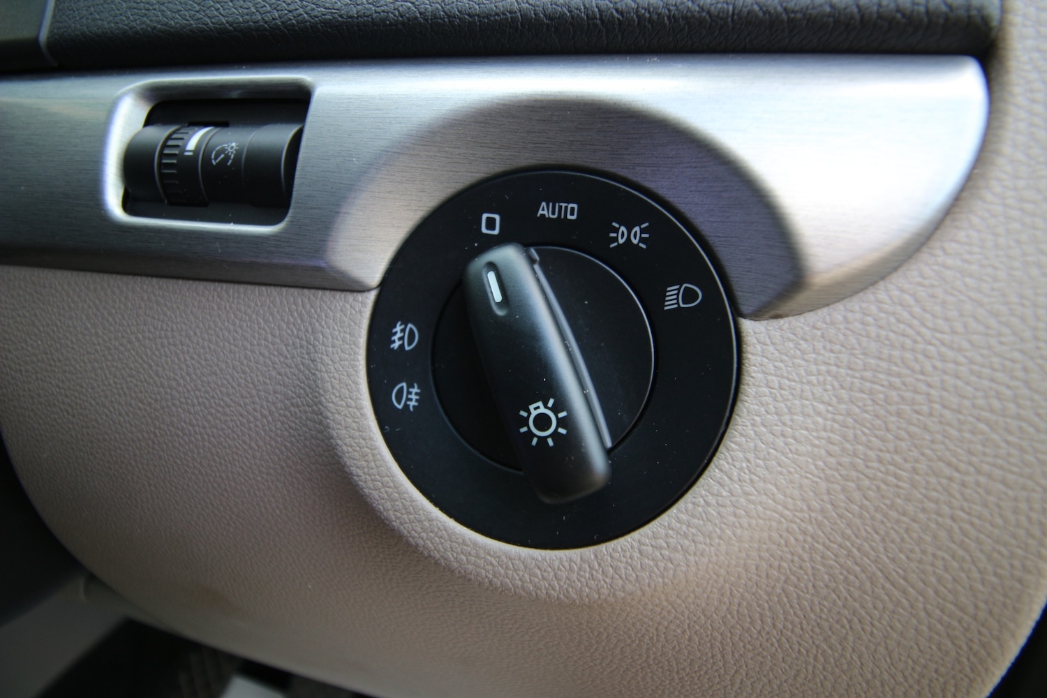 Used Skoda Yeti 2012 for sale - 77877631: Photo 16