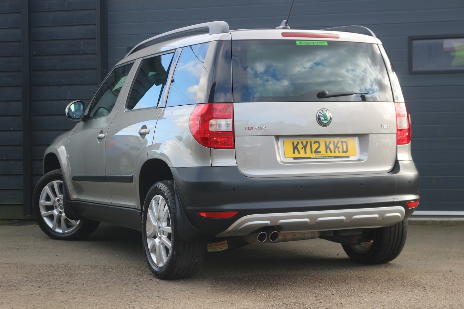 Used Skoda Yeti 2012 for sale - 77877631: Photo 2