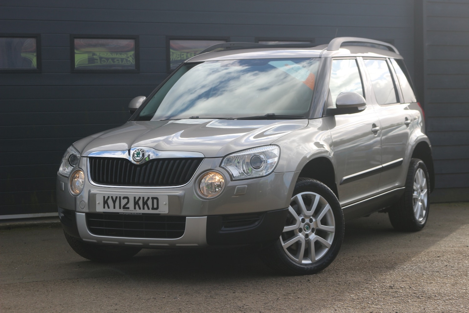 Used Skoda Yeti 2012 for sale - 77877631: Photo 3