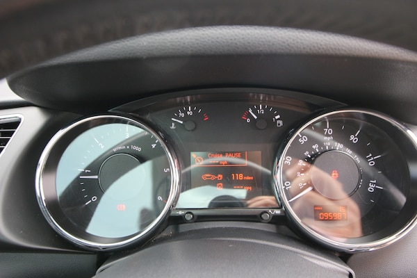 Used Peugeot 3008 2011 for sale - 75355916: Photo 10
