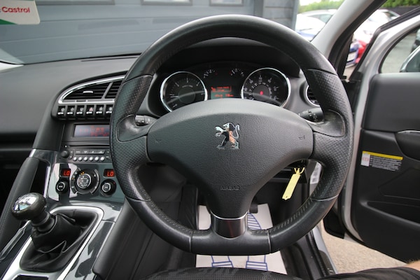 Used Peugeot 3008 2011 for sale - 75355916: Photo 9