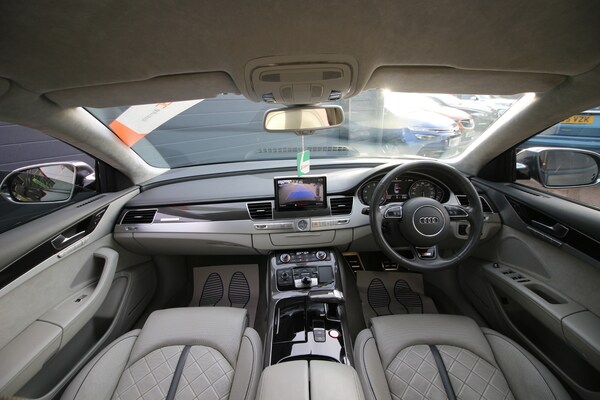 Used Audi A8 2013 for sale - 74104063: Photo 5