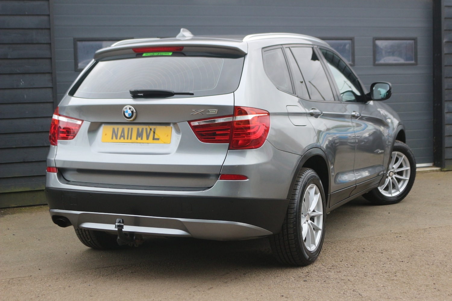 Used BMW X3 2011 for sale - 77947379: Photo 4