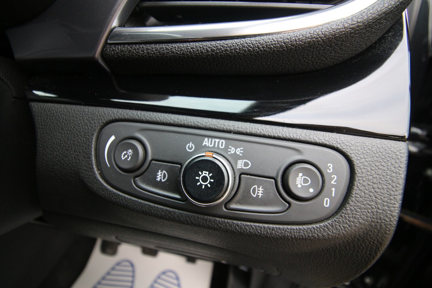 Used Vauxhall Mokka X 2018 for sale - 76320438: Photo 12