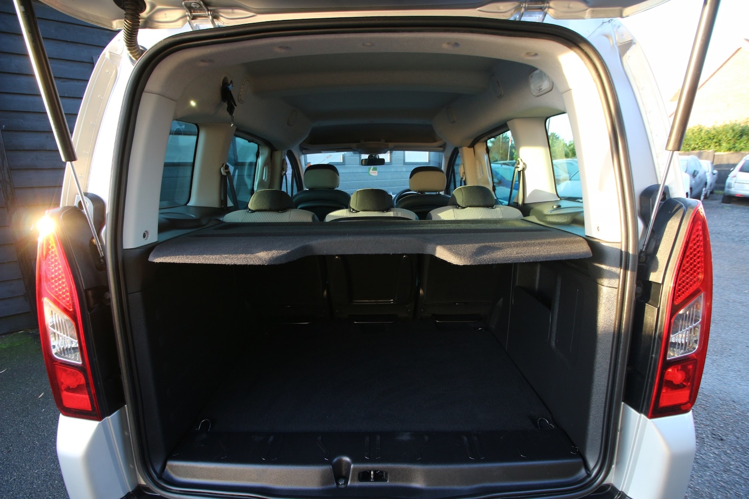 Used Citroen Berlingo Multispace 2015 for sale - 76859879: Photo 15