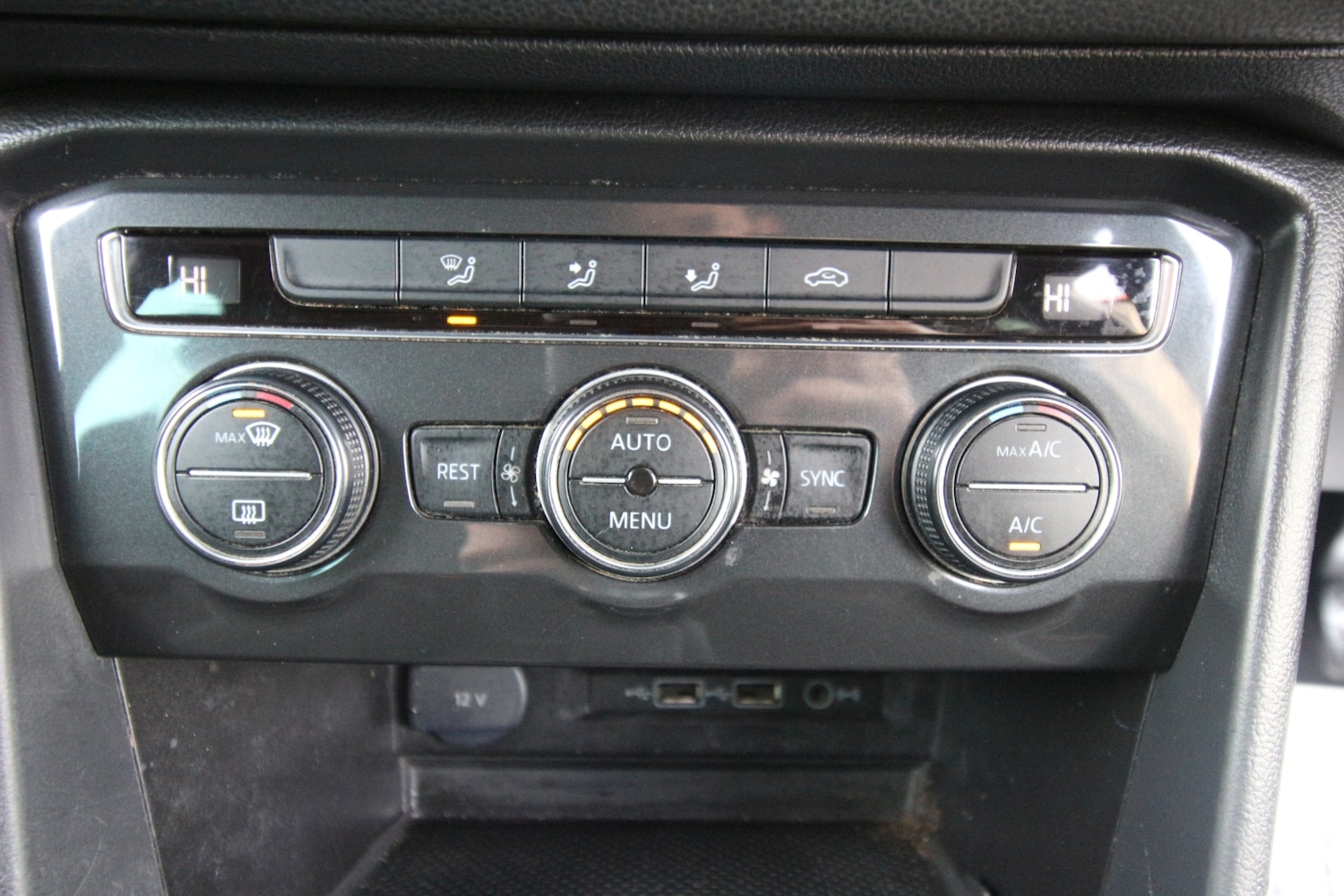 Used Volkswagen Tiguan 2020 for sale - 77034429: Photo 6