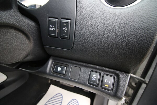 Used Nissan Navara 2018 for sale - 73876426: Photo 15