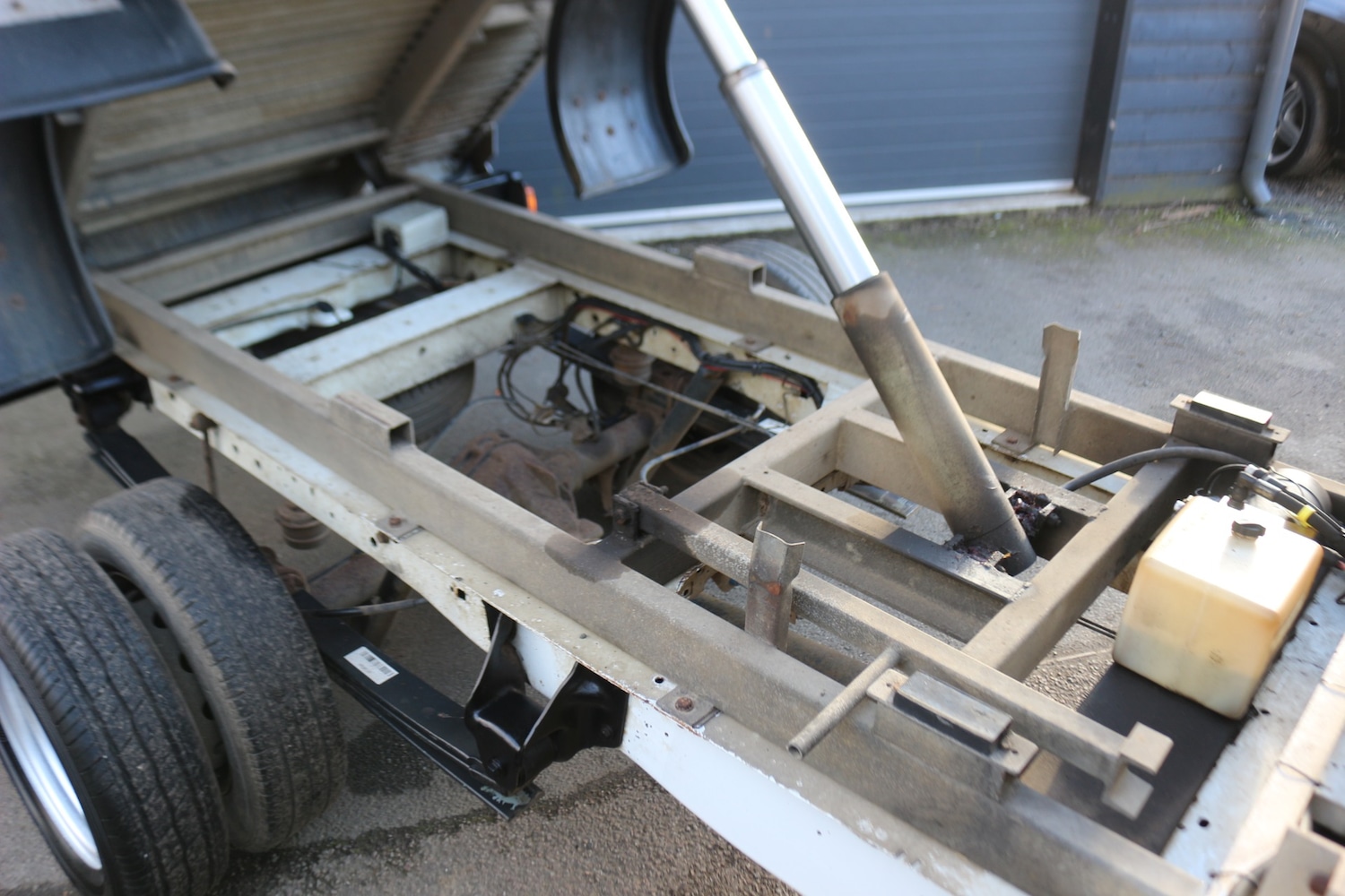 Vehicle 22