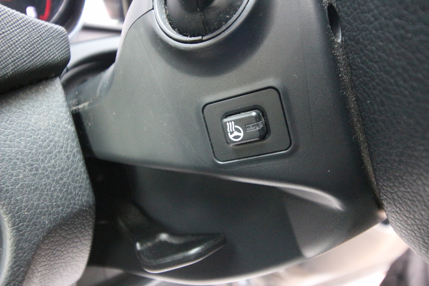 Used Hyundai Santa Fe 2017 for sale - 76300578: Photo 12