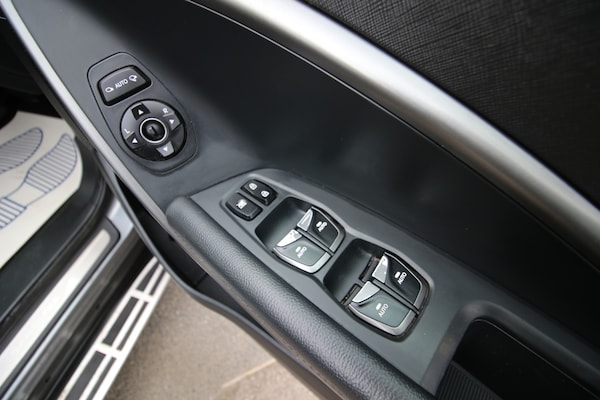 Used Hyundai Santa Fe 2017 for sale - 76300578: Photo 13