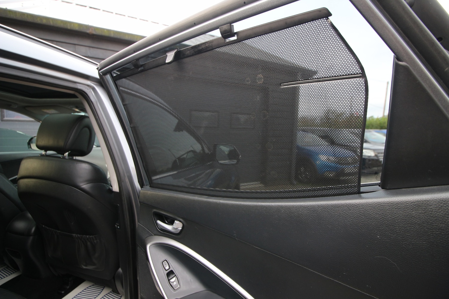 Used Hyundai Santa Fe 2017 for sale - 76300578: Photo 16