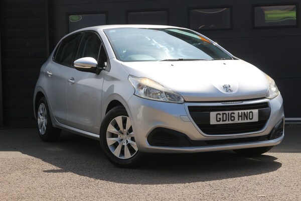 Used Peugeot 208 2016 for sale - 75545470: Photo 1