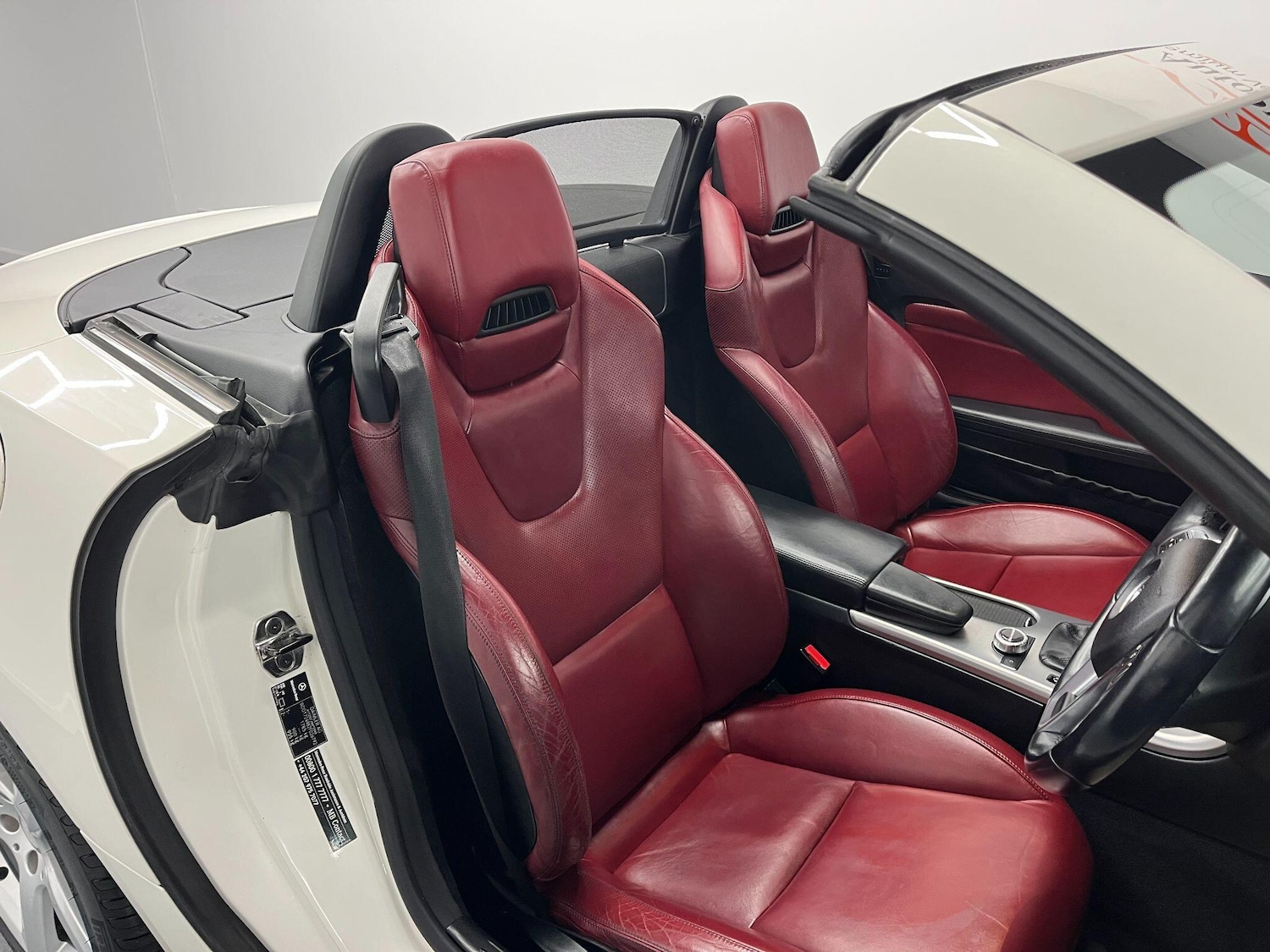 Used Mercedes-Benz SLK 2011 for sale - 77331961: Photo 21