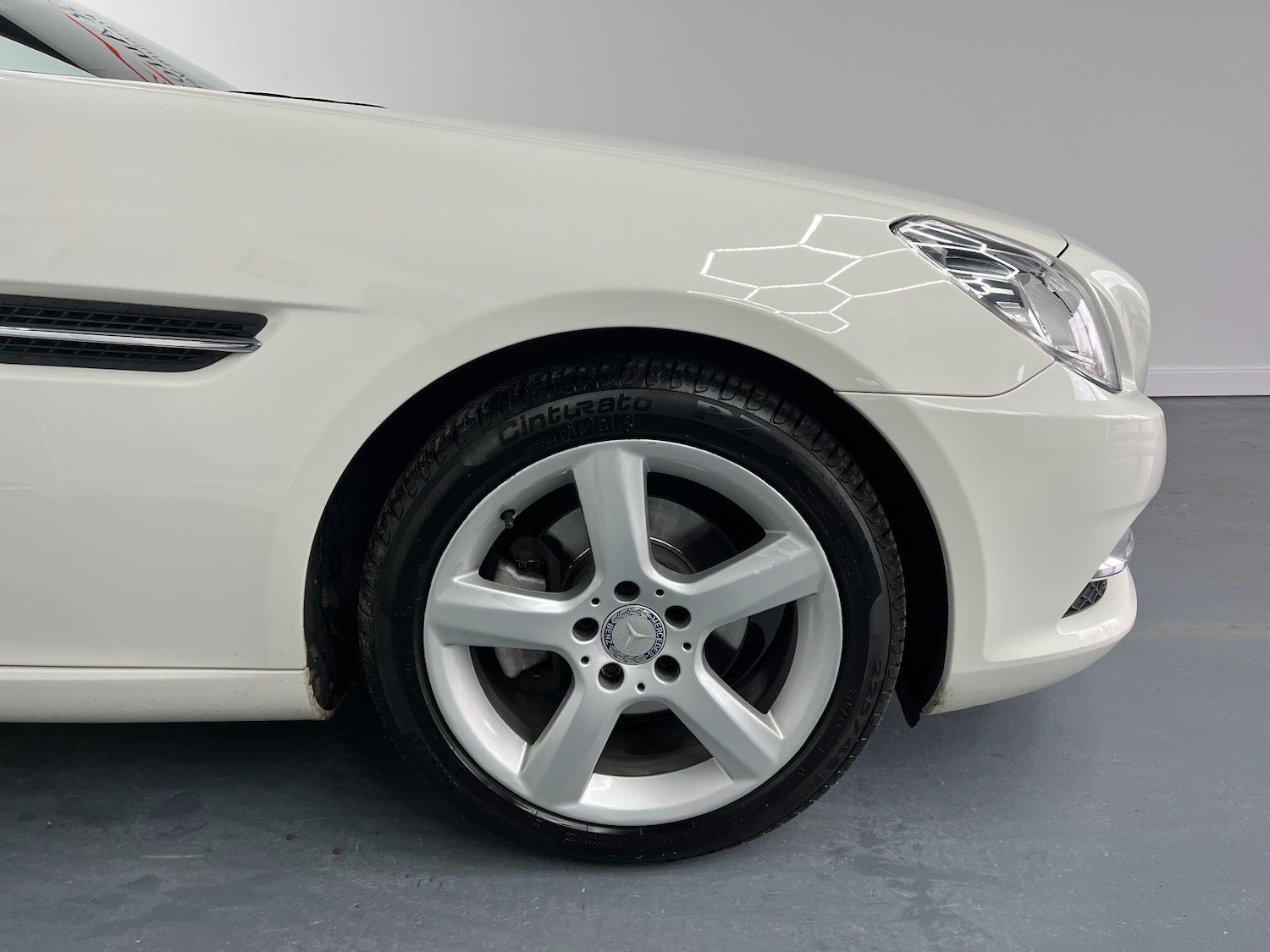 Used Mercedes-Benz SLK 2011 for sale - 77331961: Photo 25
